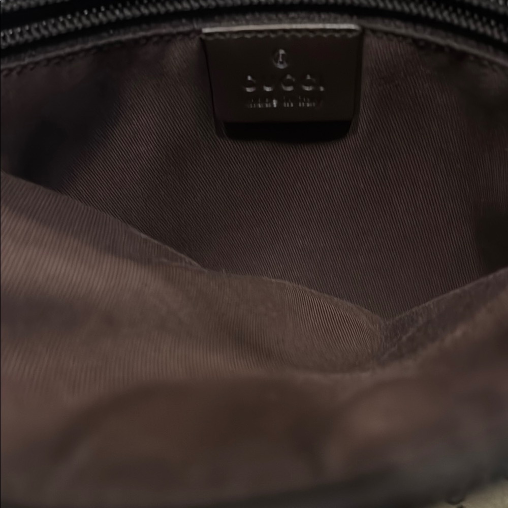 Gucci Brown Monogram Men's Bag - Picture 9 of 9